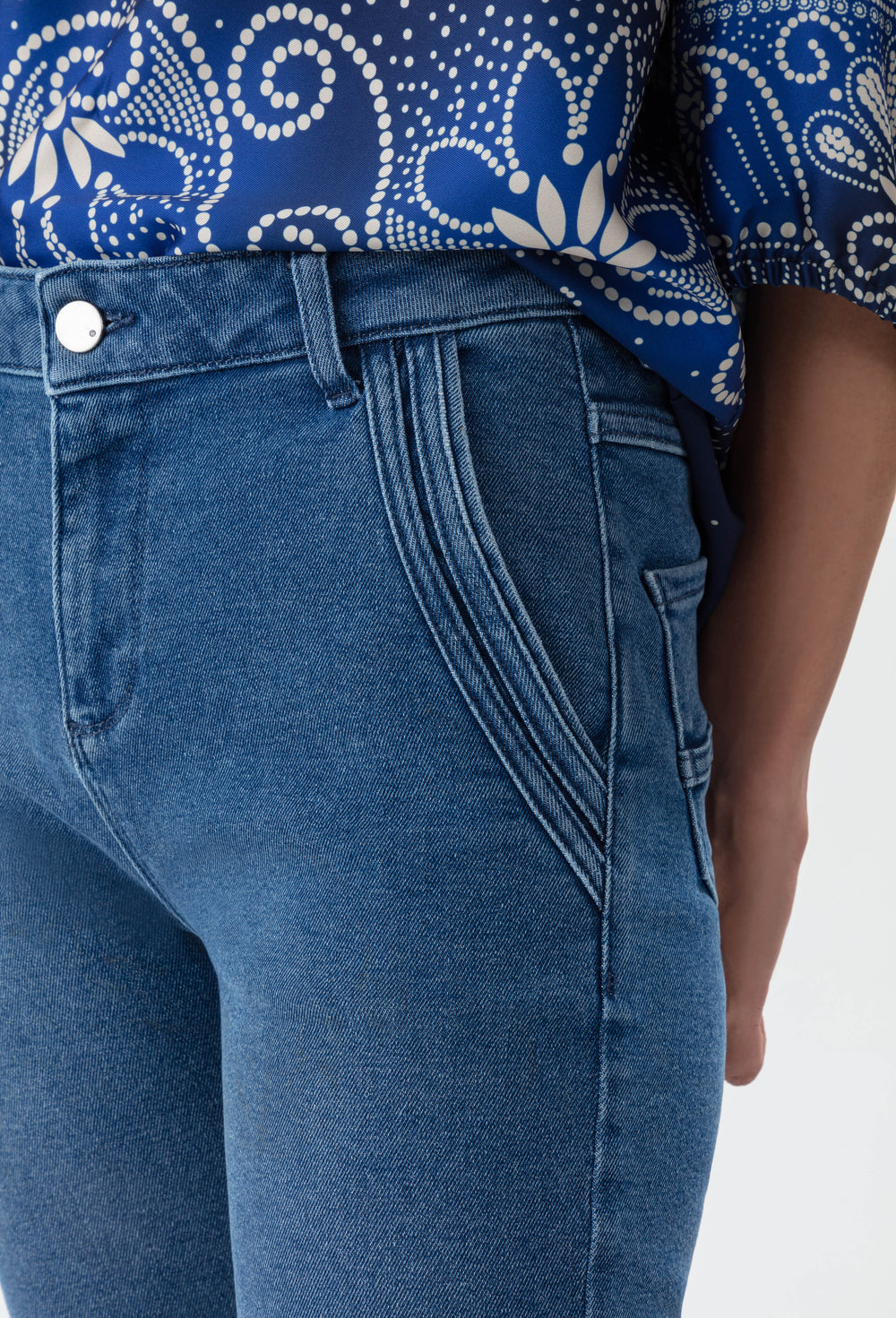 Jean Tradition bleu coupe flare 2