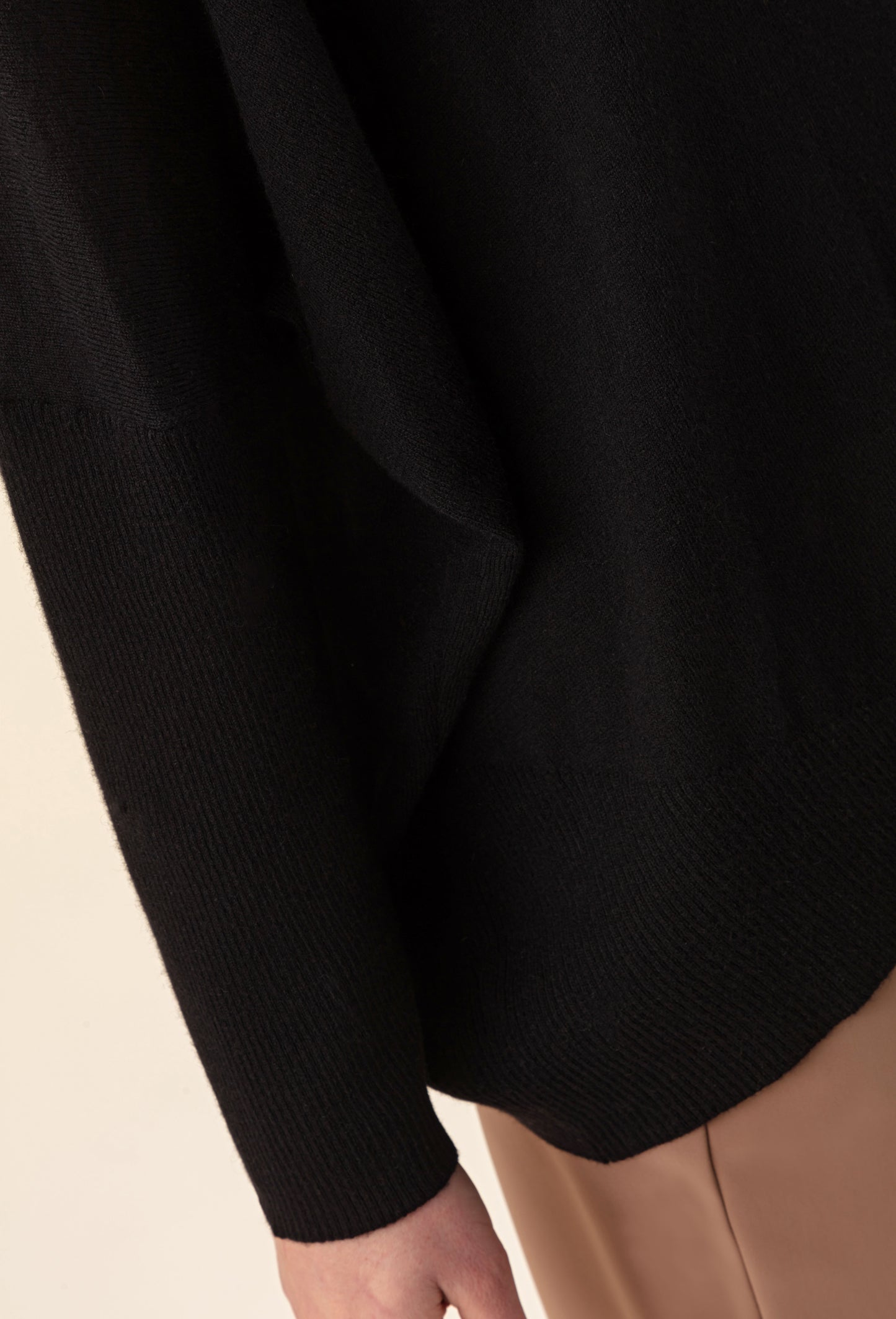 Pull Tobby noir 50% laine 3