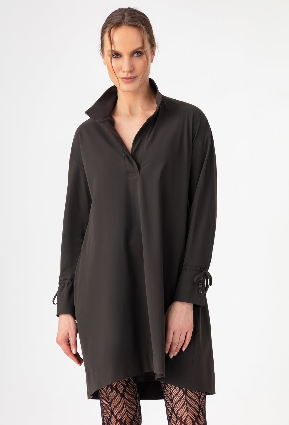 Robe courte Anthea kaki en jersey technique 1