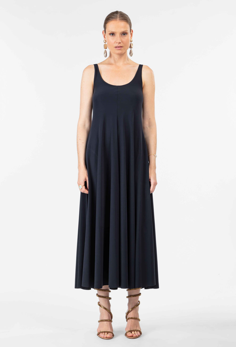 Robe Lara noire en jersey technique 1