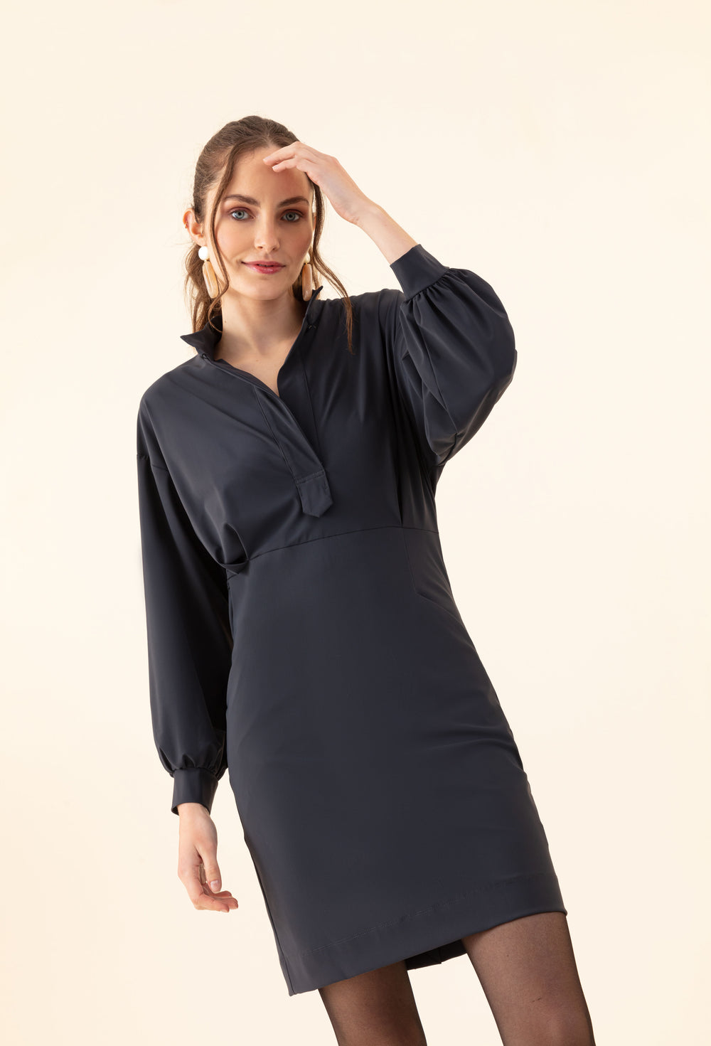 Robe Soso grise en jersey technique 3