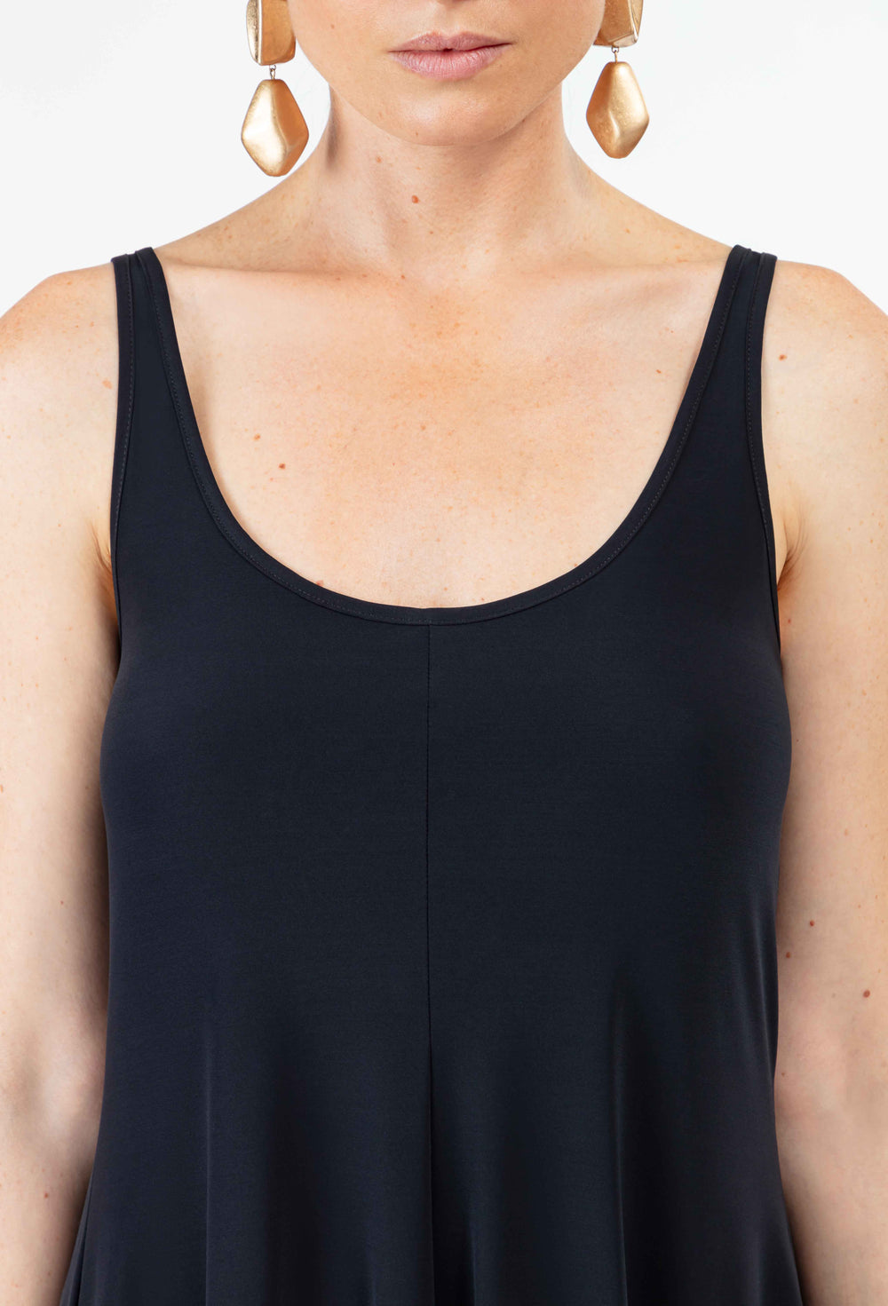 Robe Lara noire en jersey technique 2