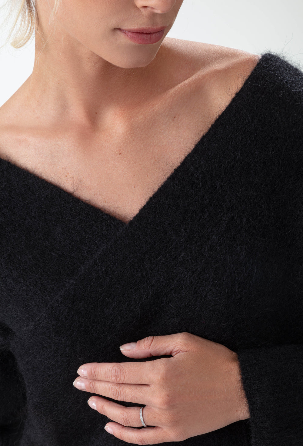 Pull Harmonie Cache-coeur noir en laine 2