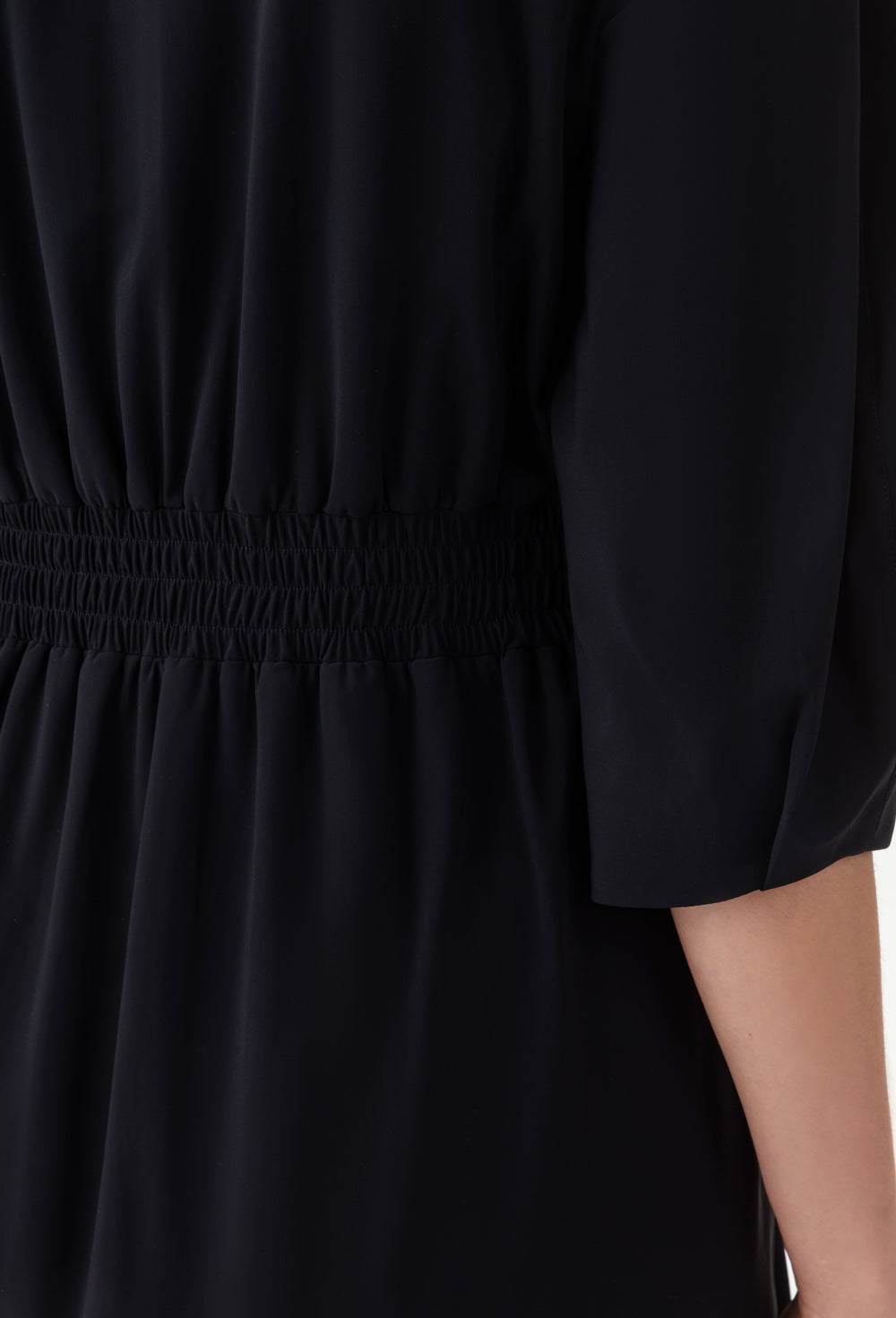 Robe longue Miranda noire en jersey technique 3