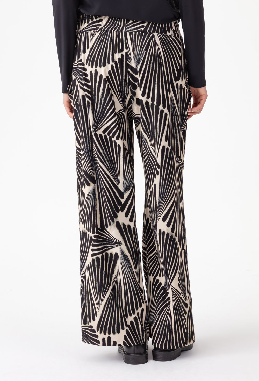 Pantalon large Emily imprimé plumages 3