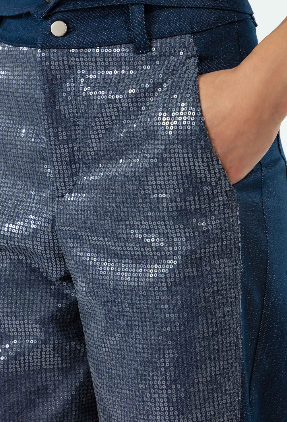 Jean mom Stan marine et sequins 3