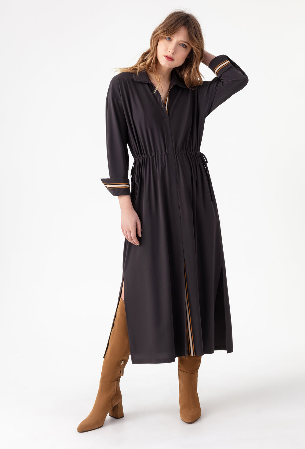 Robe longue Rhea en jersey technique marron 1