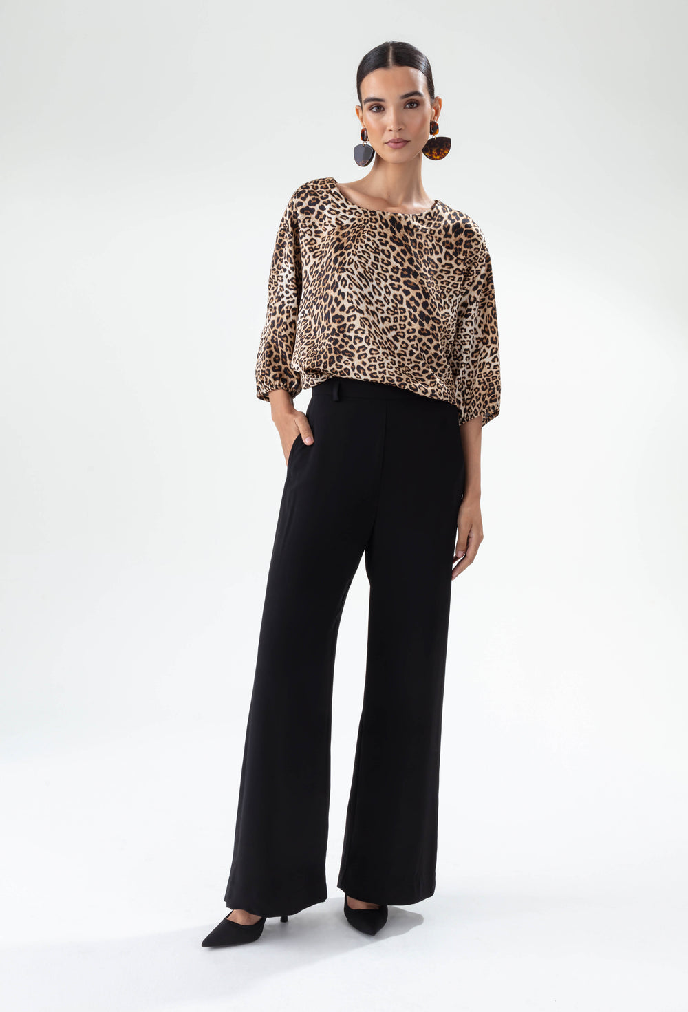 Pantalon Fauve noir coupe wide 1