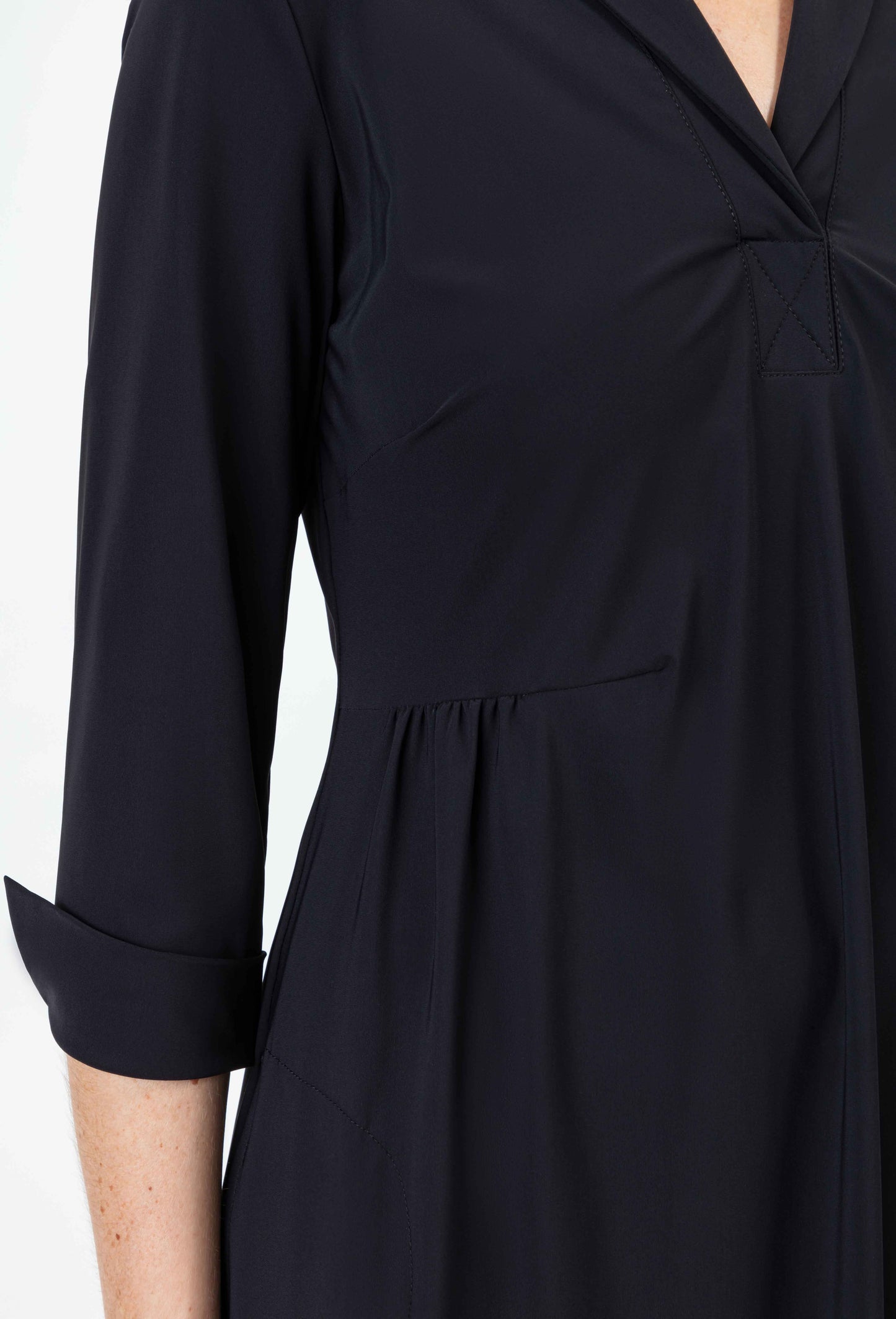 Robe Fox noire en jersey technique 2