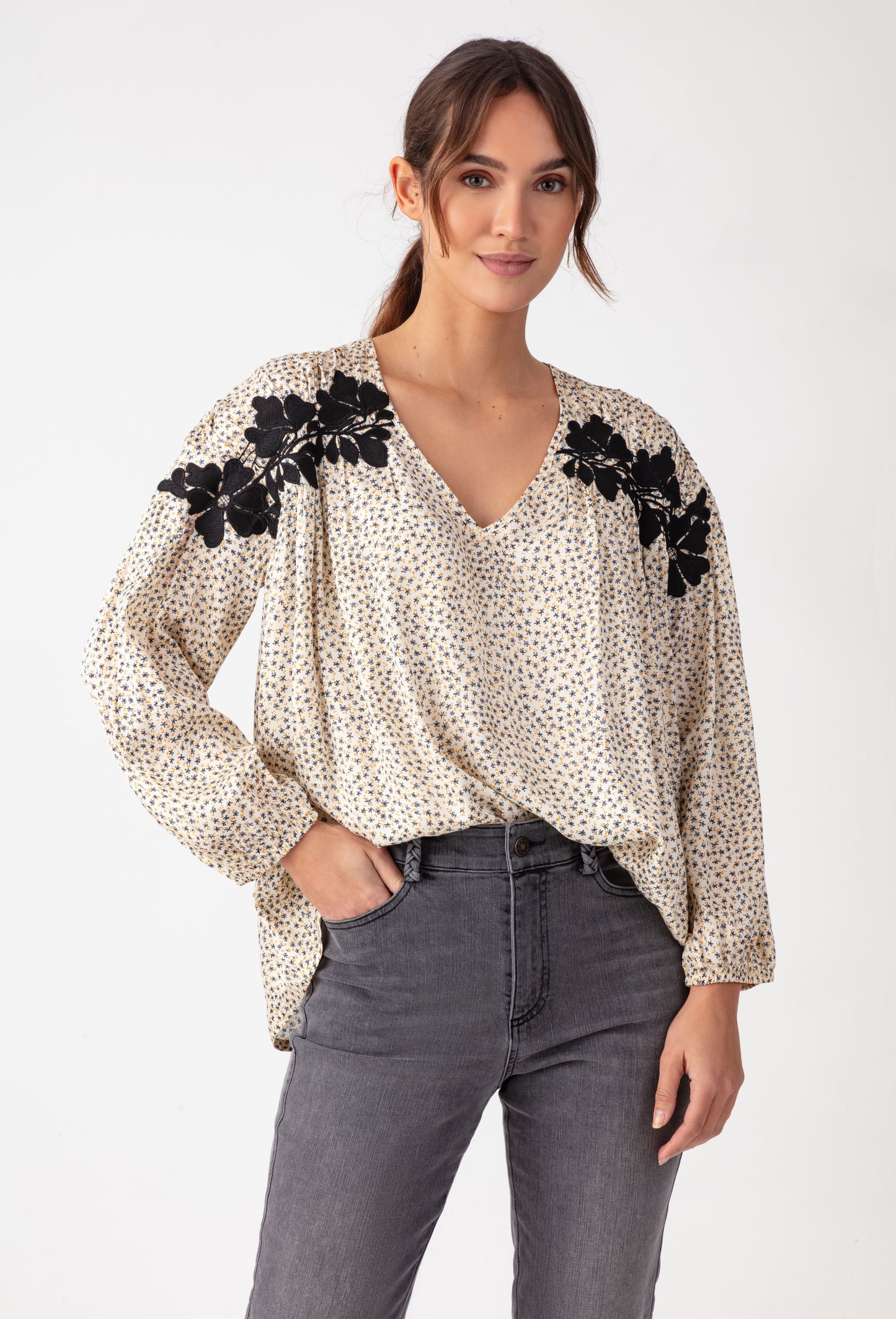Blouse col v Naila en viscose italienne 1