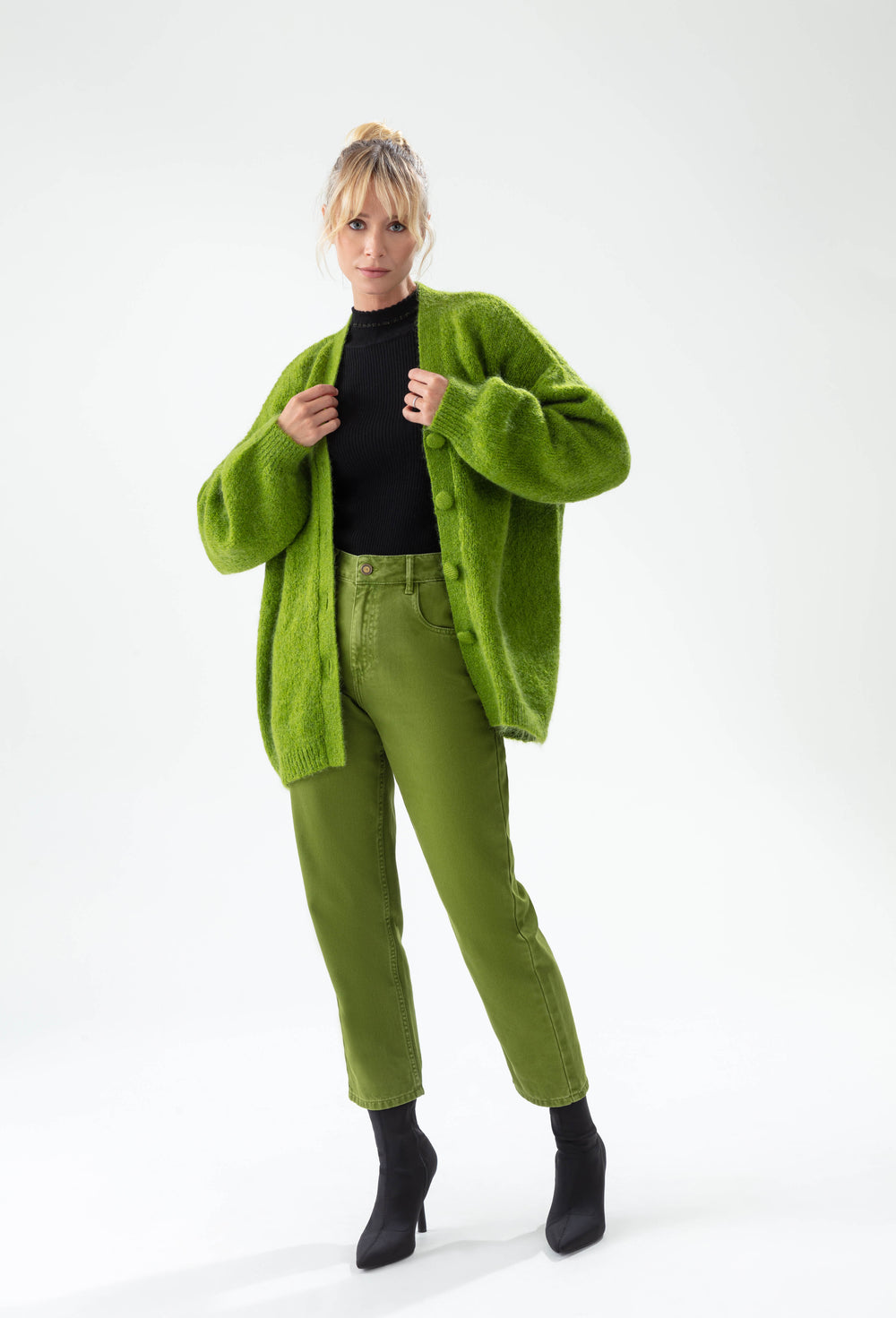 Jean Anais vert coupe droite en coton 1