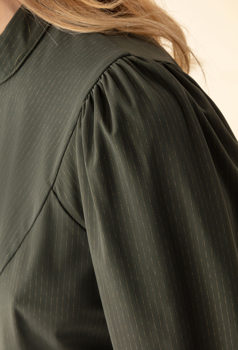 Chemise Gyptis kaki en jersey technique  4