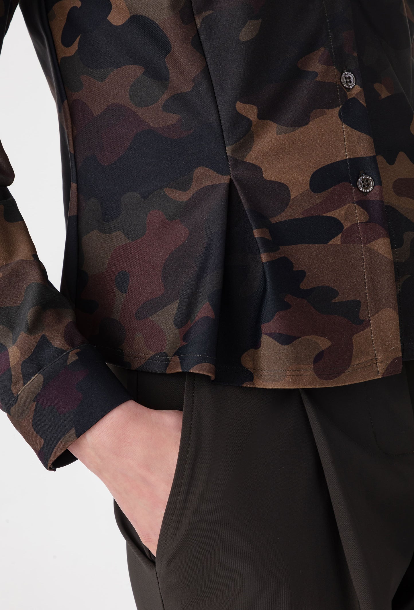 Chemise cintrée Beryl militaire en jersey technique 5