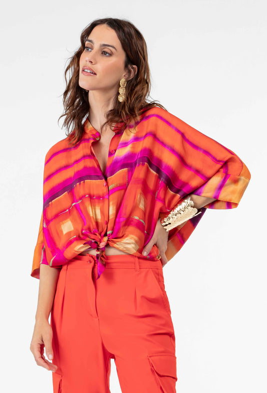 Chemise cubique Elynie en satin imprimé 1