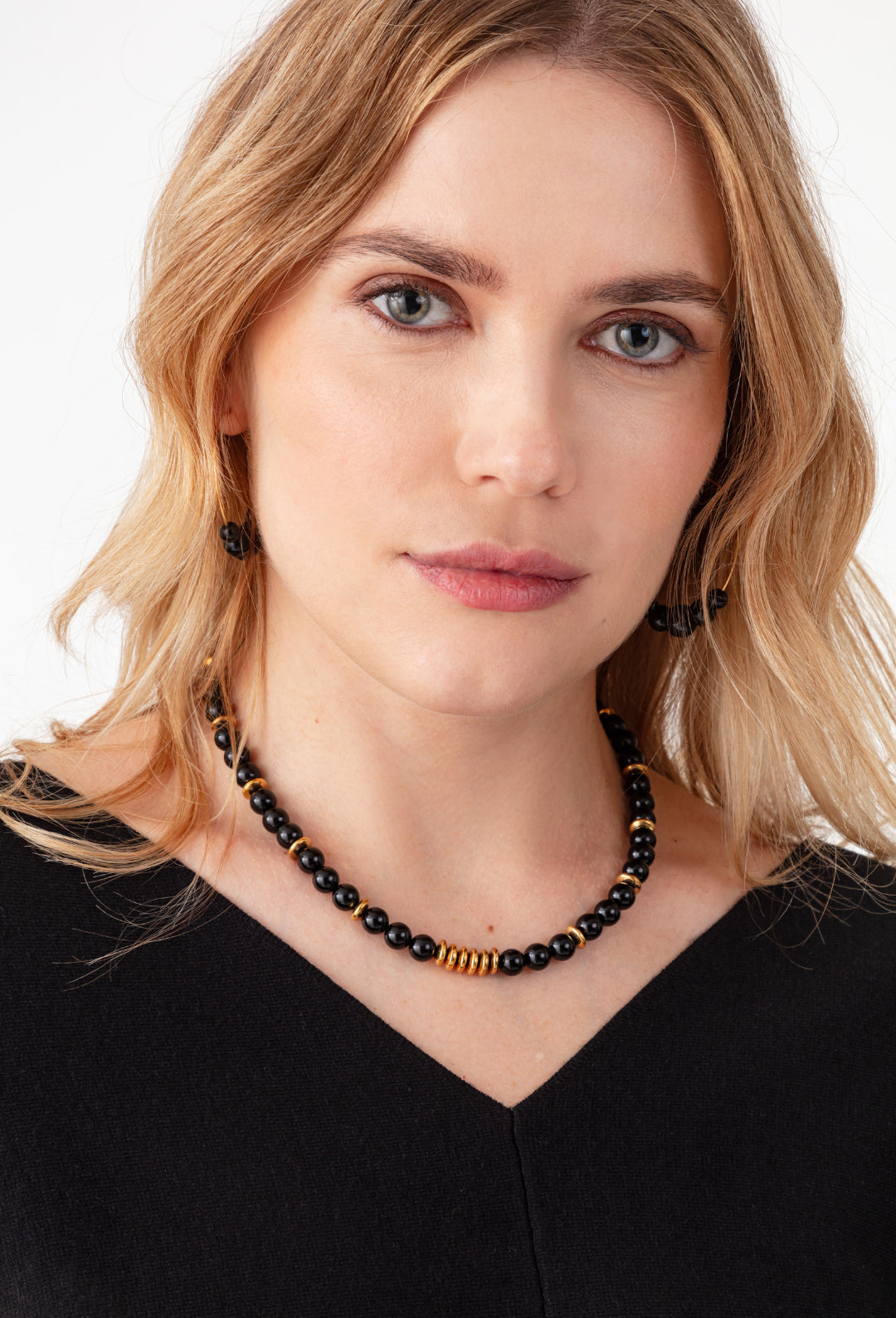 Collier Canda noir 1