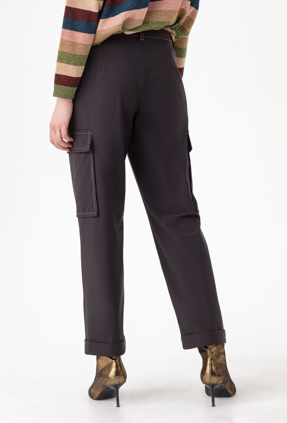 Pantalon cargo Victoire choco en jersey technique 3