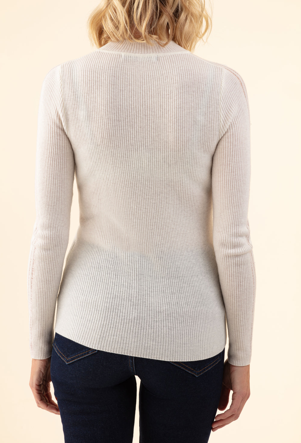 Pull Koss blanc 50% laine 2