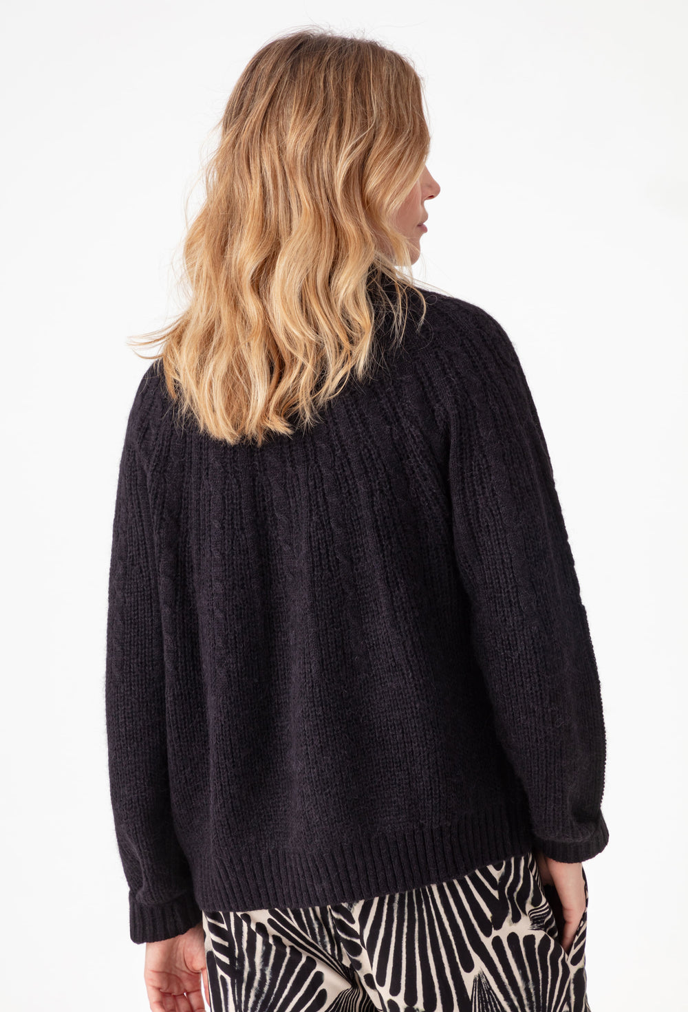Gilet Elise noir en alpaga 3
