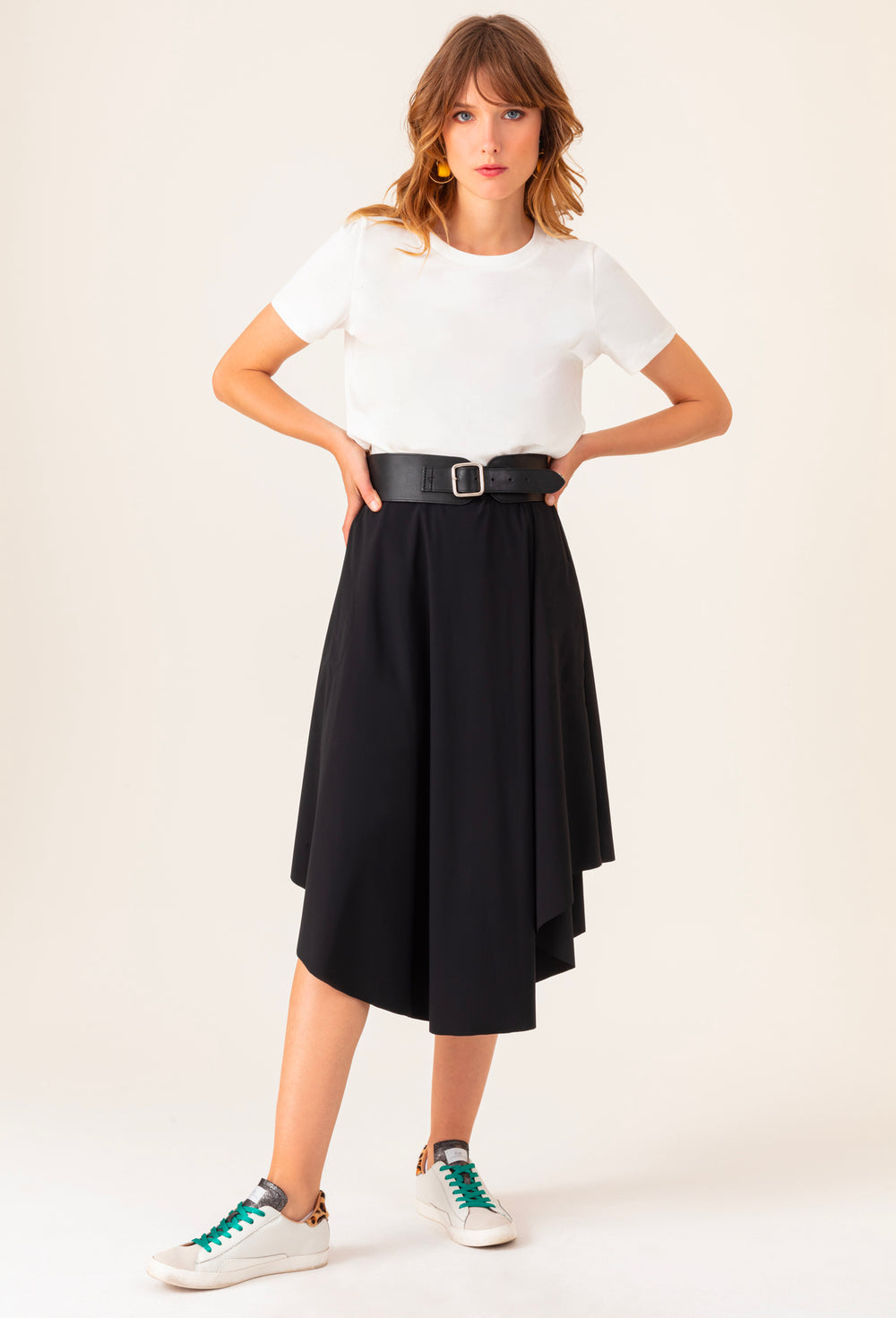 Jupe Letizia noire en jersey technique 1