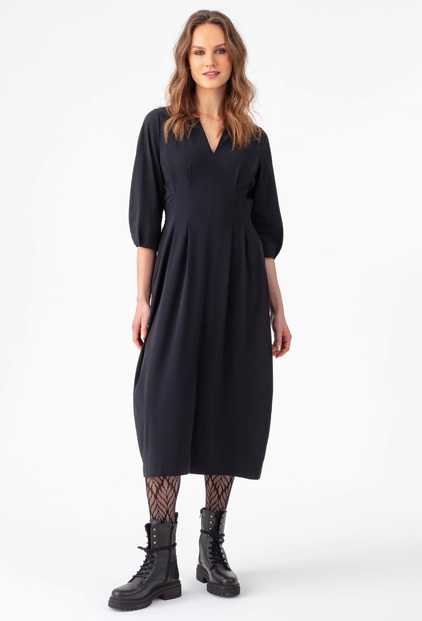 Robe longue Miranda noire en jersey technique 1