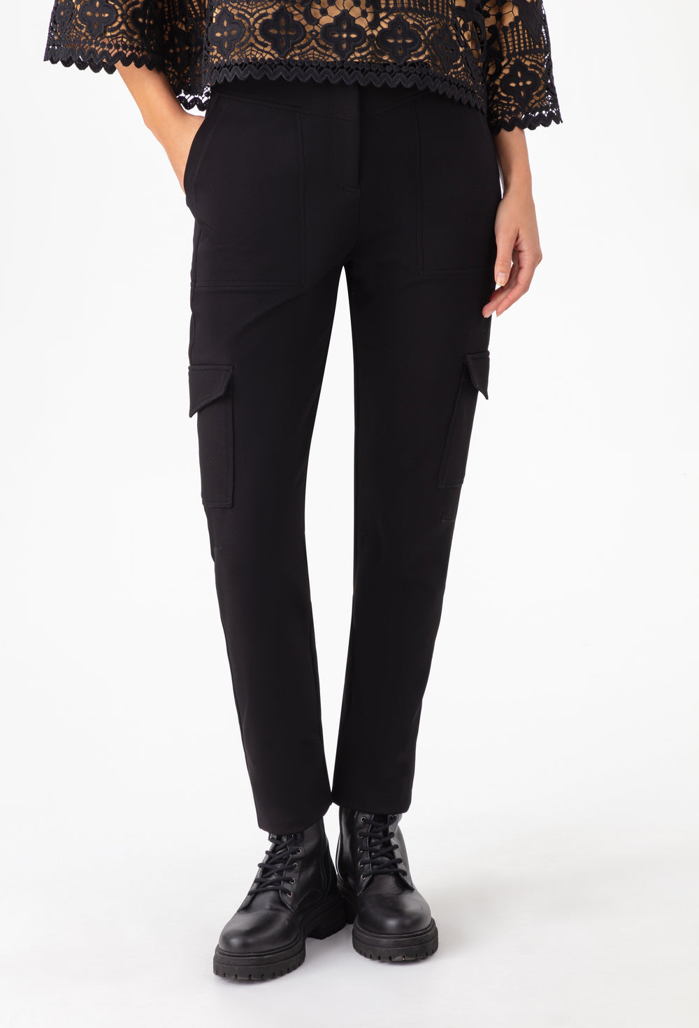 Pantalon à poches Kamila noir 2
