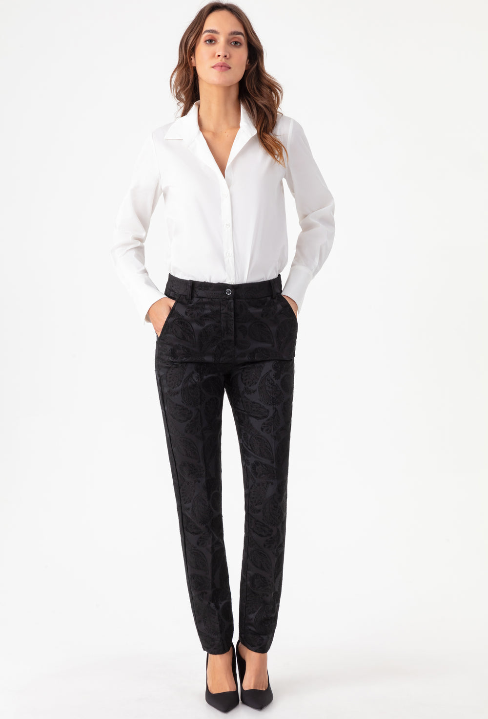 Pantalon cigarette Baker en jacquard noir 1