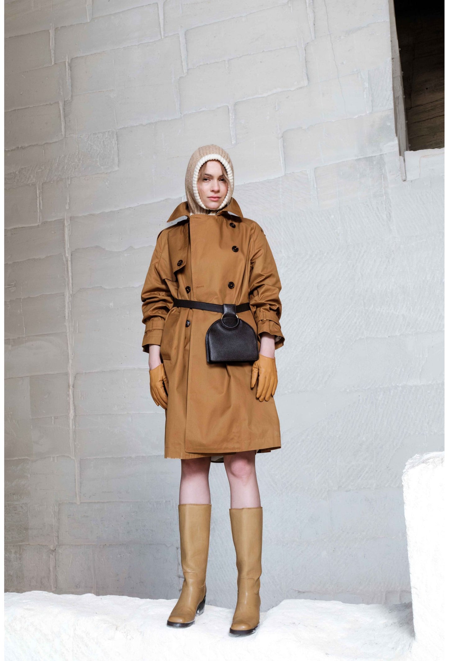 Vicky chocolate brown leather belt bag